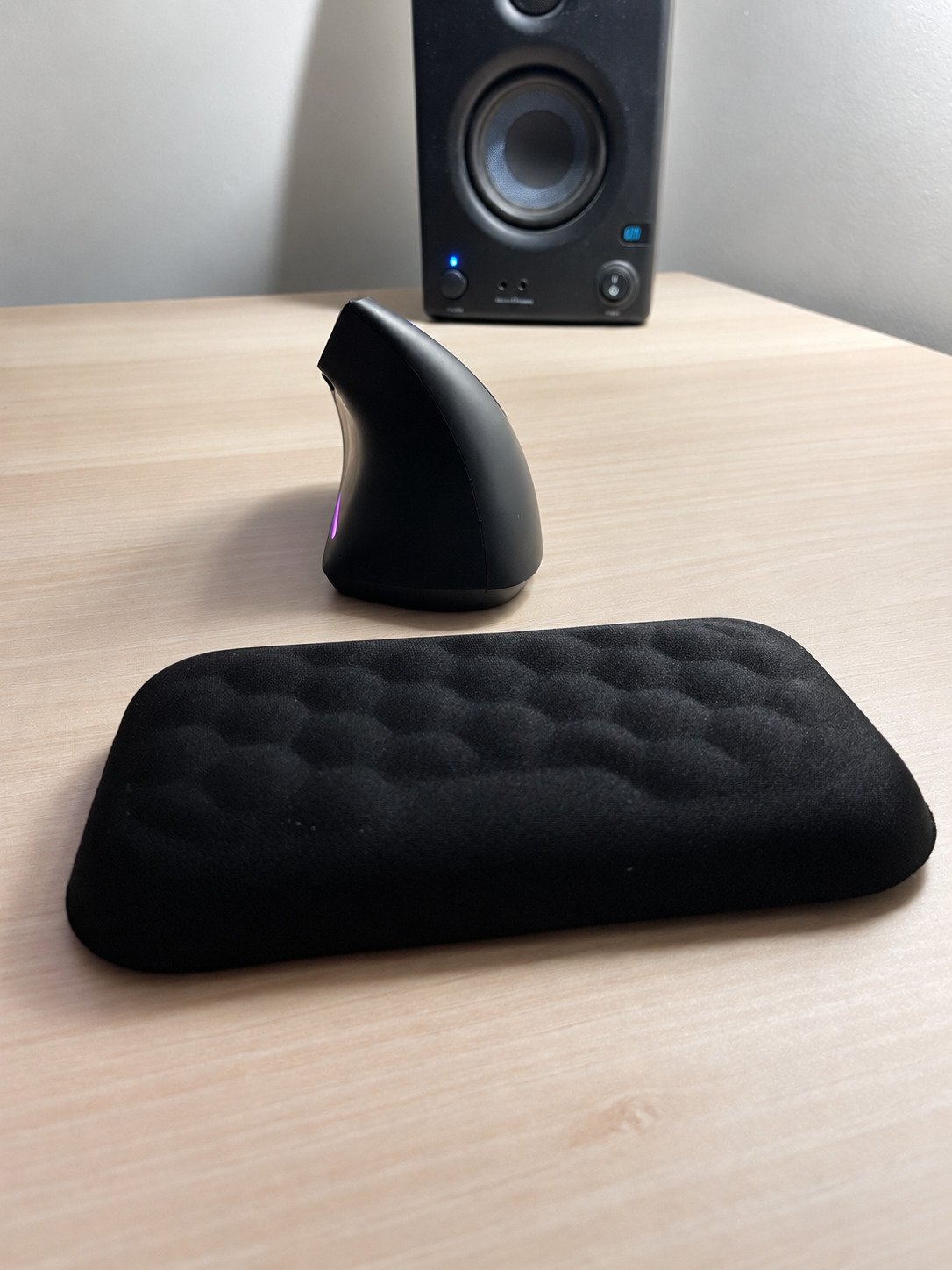 the wrist rest for gaming mouse carpal tunnel